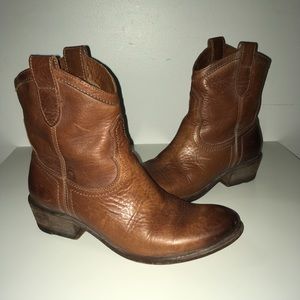 Vintage Frye Leather Ankle Brown 77033 Boots